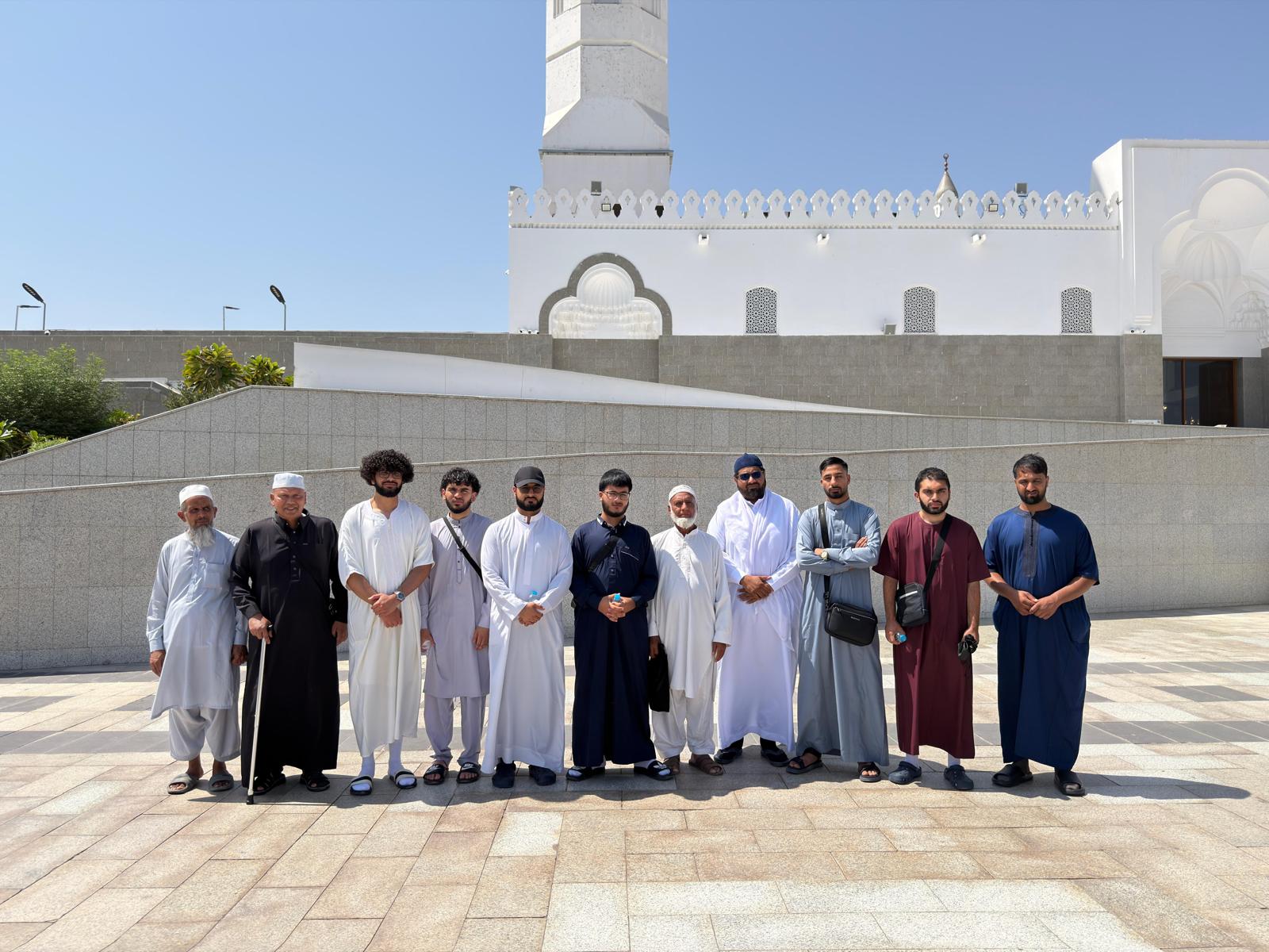 HR Travels group during Ziyarat